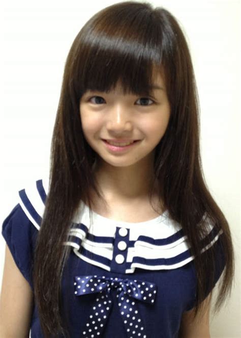 日本13岁名模走红！小学女生里神一般的时尚教主_3DM单机