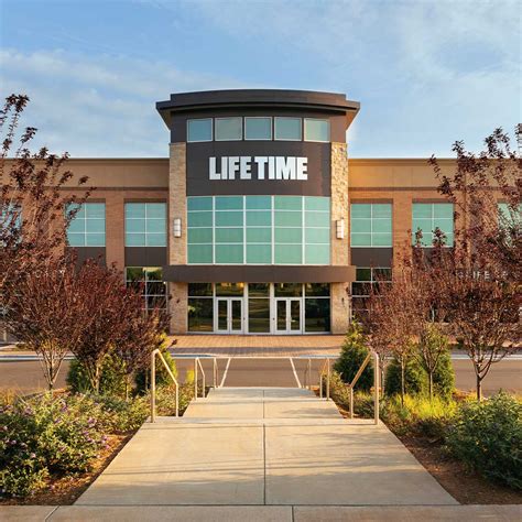 Health Club, Gym & Fitness Center in Northbrook | Life Time