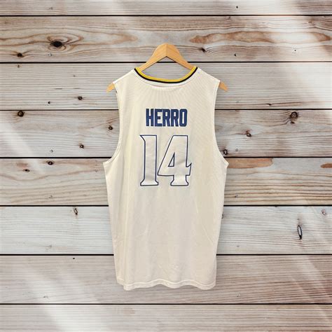 Tyler Herro Whitnall High School Jersey – Vintage Throwbacks