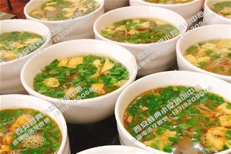 陕西乾县这碗“浇汤面”又叫“一口香” 没加酱辣子就别吃