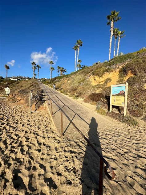 Christmas Cove in Laguna Beach: A Seaside Wonderland Awaiting Your ...