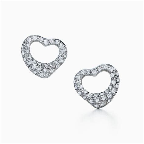 Elsa Peretti™ Heart Jewelry | Tiffany & Co. International