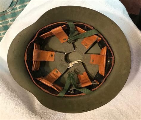 Spanish M42/79 "Modelo Z" Helmet