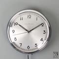 Wall clock in the style of Bauhaus Modernism from the 1930s - ZEITLOS ...