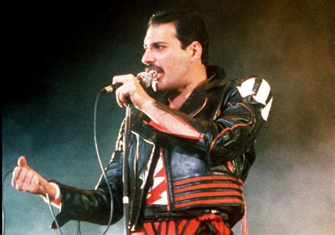 He Rocked Us: 25 years after he died, Queen's Freddie Mercury is still ...