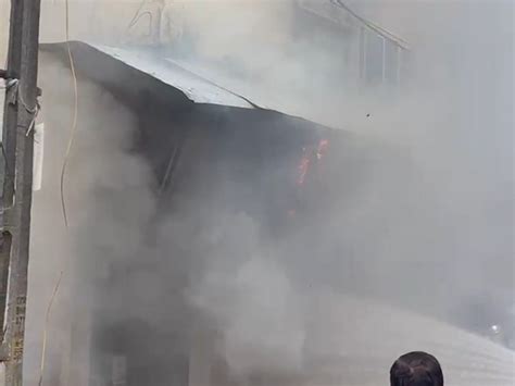 Vapi Gunjan Surya Gali Garment Shop Fire; PHOTOS | વાપીમાં ગાર્મેન્ટ ...