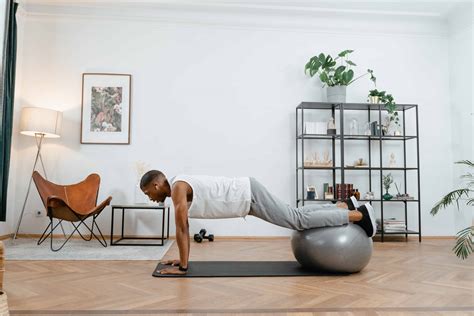 How To Exercise With Gym Ball | EOUA Blog