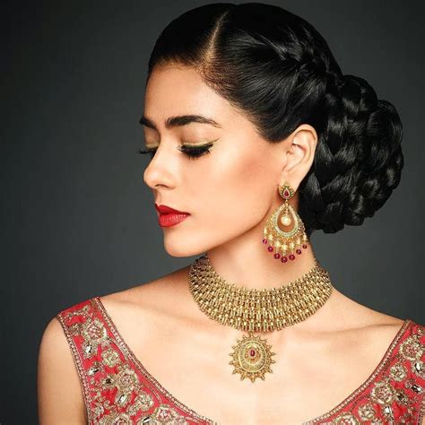 Front Hairstyle Trends, Perfect for All Wedding Functions!