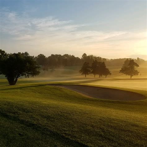 Red Barn Golf Course in Beloit WI