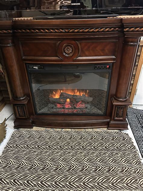 Twin Star Electric Fireplace for Sale in Tenino, WA - OfferUp