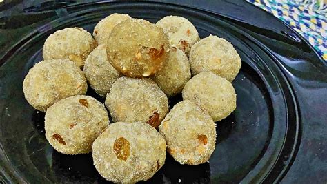 Aval Laddu/ Rice flakes Laddu | Chettinad Snacks Online