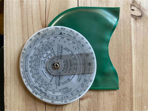 Jeppesen Flight Computer 的图像结果