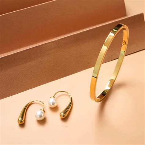 RakshaBandhan Gifts for Your Sister – PALMONAS