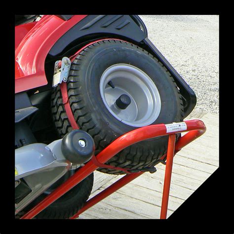 Oregon Clip Lift, Hydraulic Maintenance Jack for Ride-on lawnmowers and ...