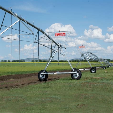 Supply watering Center Pivot Irrigation Machinery Wholesale Factory ...