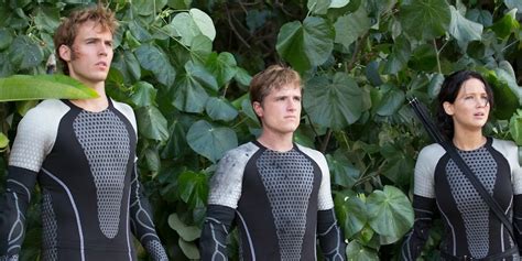 Peeta Mellark's Movie Character vs. His Book Character — Every Difference