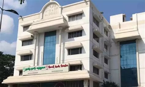 Tamil Nadu showcases its tourist attractions in France