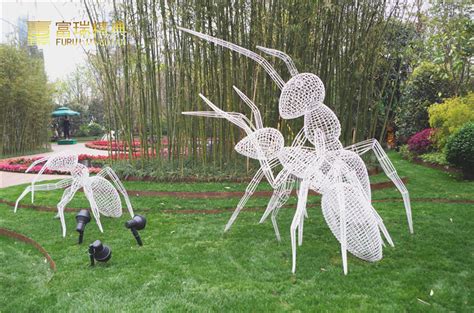园林草坪不锈钢蚂蚁雕塑摆件可爱的小精灵_艺术制品有限公司-站酷ZCOOL