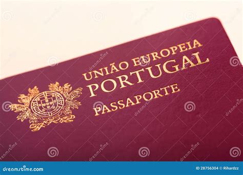 如何获取葡萄牙护照指南_葡萄牙移民常见问题_葡萄牙移民信息_葡萄牙_滨屿移民