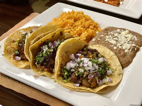 Margaritas, tacos & Mexican favorites await at Lazo's Taco Shack Downtown