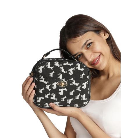 Buy MINI WESST Black Casual Animal Sling Bag Online