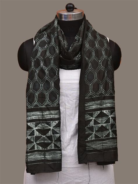 Black Shibori Silk Handloom Stole with Honey Comb Design ds3103 – Uppada
