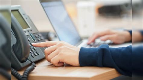 Delhi: Fake call centre duping people on pretext of jobs busted; 10 ...