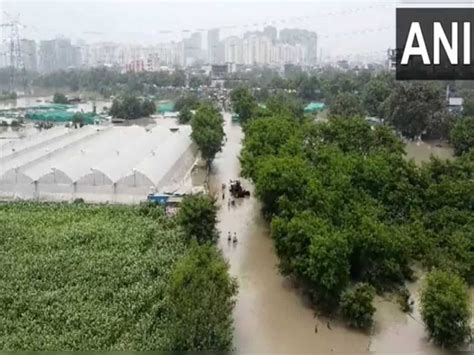 Noida Flood News: Around 200 people evacuated from Hindon banks | Zee ...