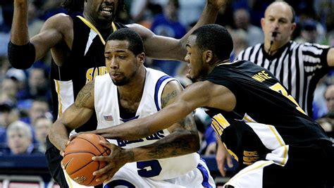 Memphis alum Antonio Anderson criticizes Tubby Smith, basketball program