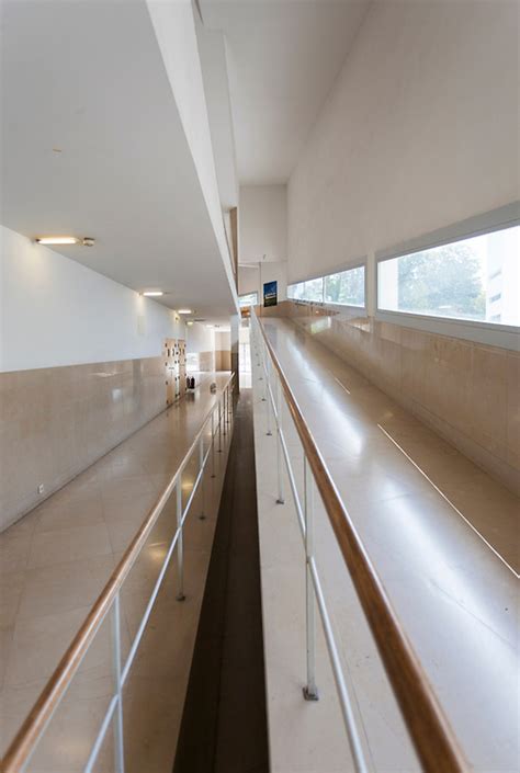 Universidade do Porto Office Photos