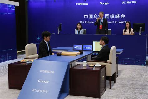 AlphaGo: Googles Künstliche Intelligenz gewinnt auch zweite Runde gegen Weltranglistenersten Ke ...