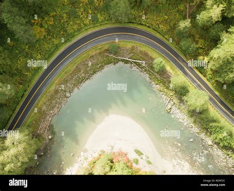 Mountain loop highway hi-res stock photography and images - Alamy