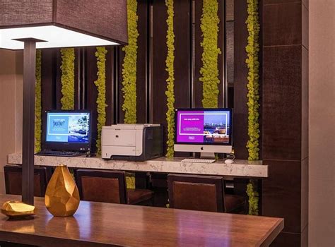 HILTON WILMINGTON / CHRISTIANA (Newark) - Hotel Reviews, Photos, Rate ...