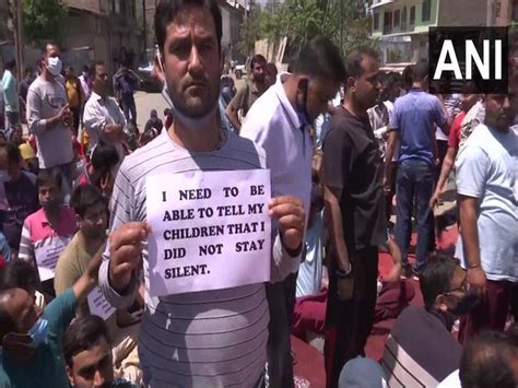 Kashmiri Pandit killing: Protests erupt in J-K demanding justice