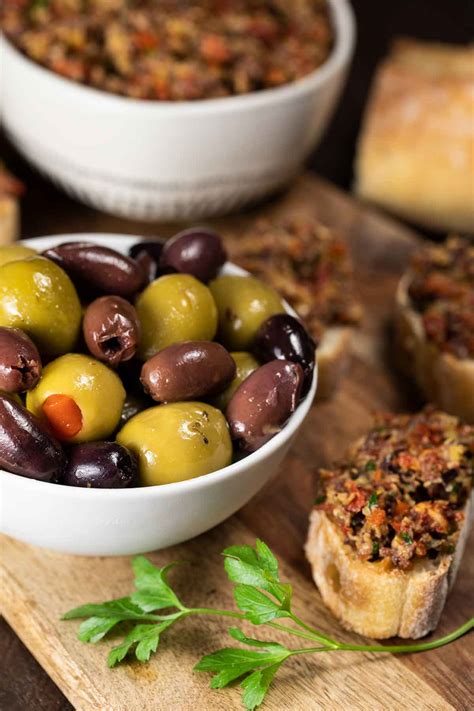 Olive Tapenade + 20 ways to use it - Veggie Chick