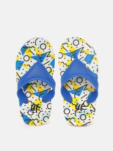 Yk Girls Slip On Slipper Flip Flop Price in India - Buy Yk Girls Slip ...
