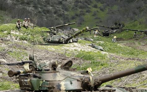 Bergkarabach: Armenien und Aserbaidschan beschließen neue Waffenruhe ...