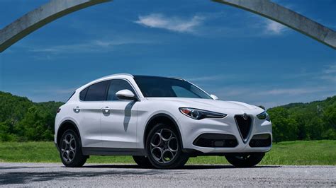 2018 Stelvio Suv