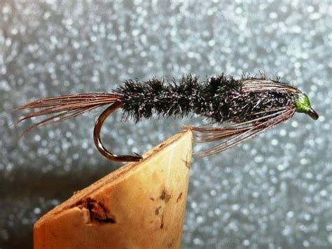 Simple Fly Patterns 的图像结果