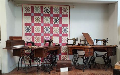 Singer Sewing 的图像结果