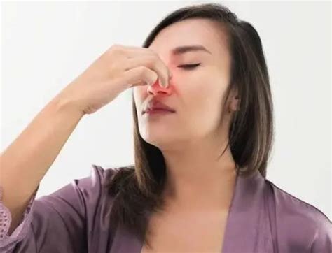 流鼻血是什么病的症状 流鼻血是因何引起的 - 早旭经验网