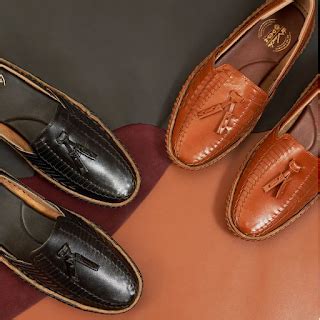 magicBuzz at Metro Shoes, Sassoon Road, - magicpin