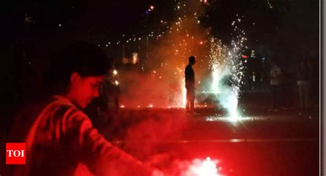 Crackers Will Worsen Shivaji Park Dust, Ban Them: Locals | Mumbai News ...
