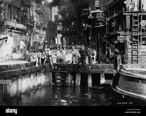 Original Film Title: DEAD END. English Title: DEAD END. Film Director ...