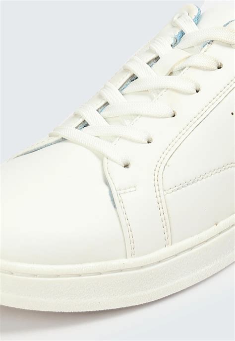 Buy Men Solid Lace-Up Sneakers Online at just Rs. 799.0 - 1000013433411 ...