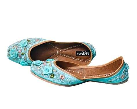 Nakh Women's Traditional Leather Jutti - Soft and Comfortable ...
