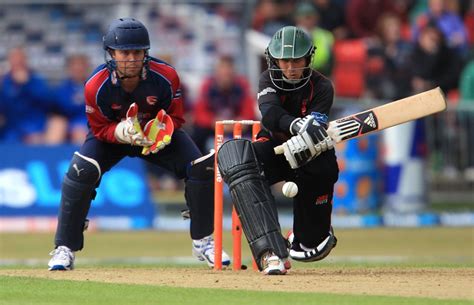 Paul Nixon celebrates Leicestershire's stunning win | ESPNcricinfo.com