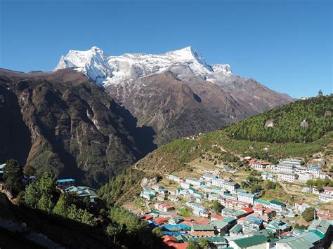 NAMCHE HILL TOP LODGE AND RESTAURANT (Namche Bazaar) - Lodge Reviews ...