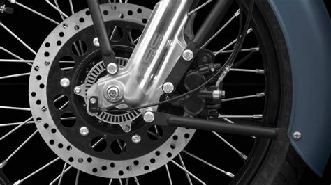 Royal Enfield Classic 350 2018 Signals Bike Photos - Overdrive