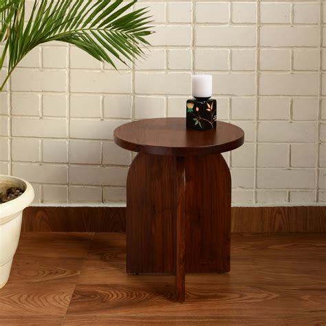 COLE ROUND SIDE TABLE – ALTROVE